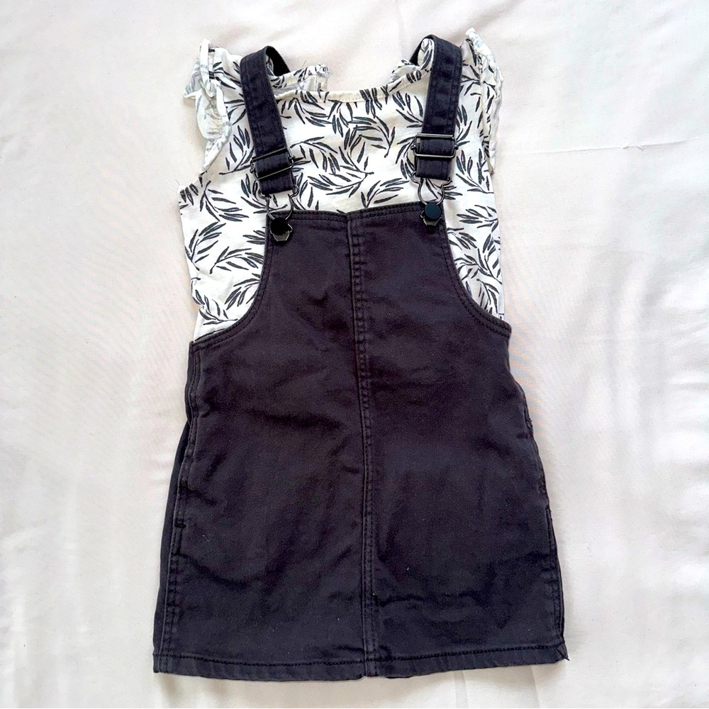 Pre-loved Overall denim dress set.